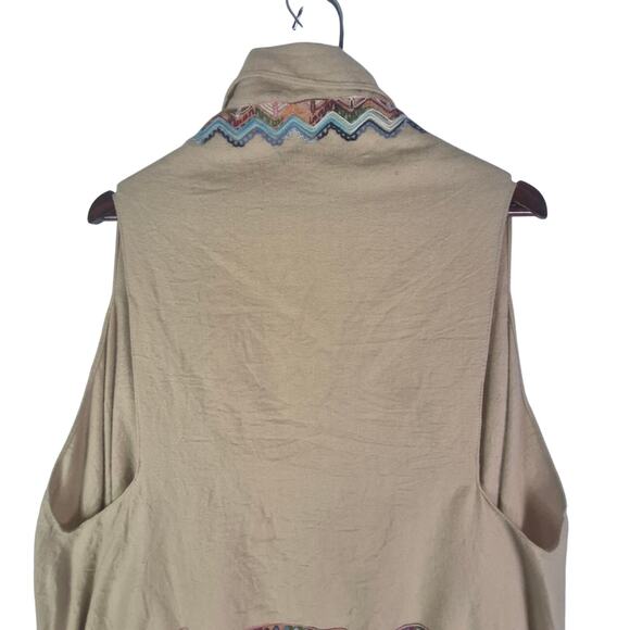 DO EVERYTHING IN LOVE Embroidered No Sleeve Boho Kimono OSFM - Picture 10 of 12